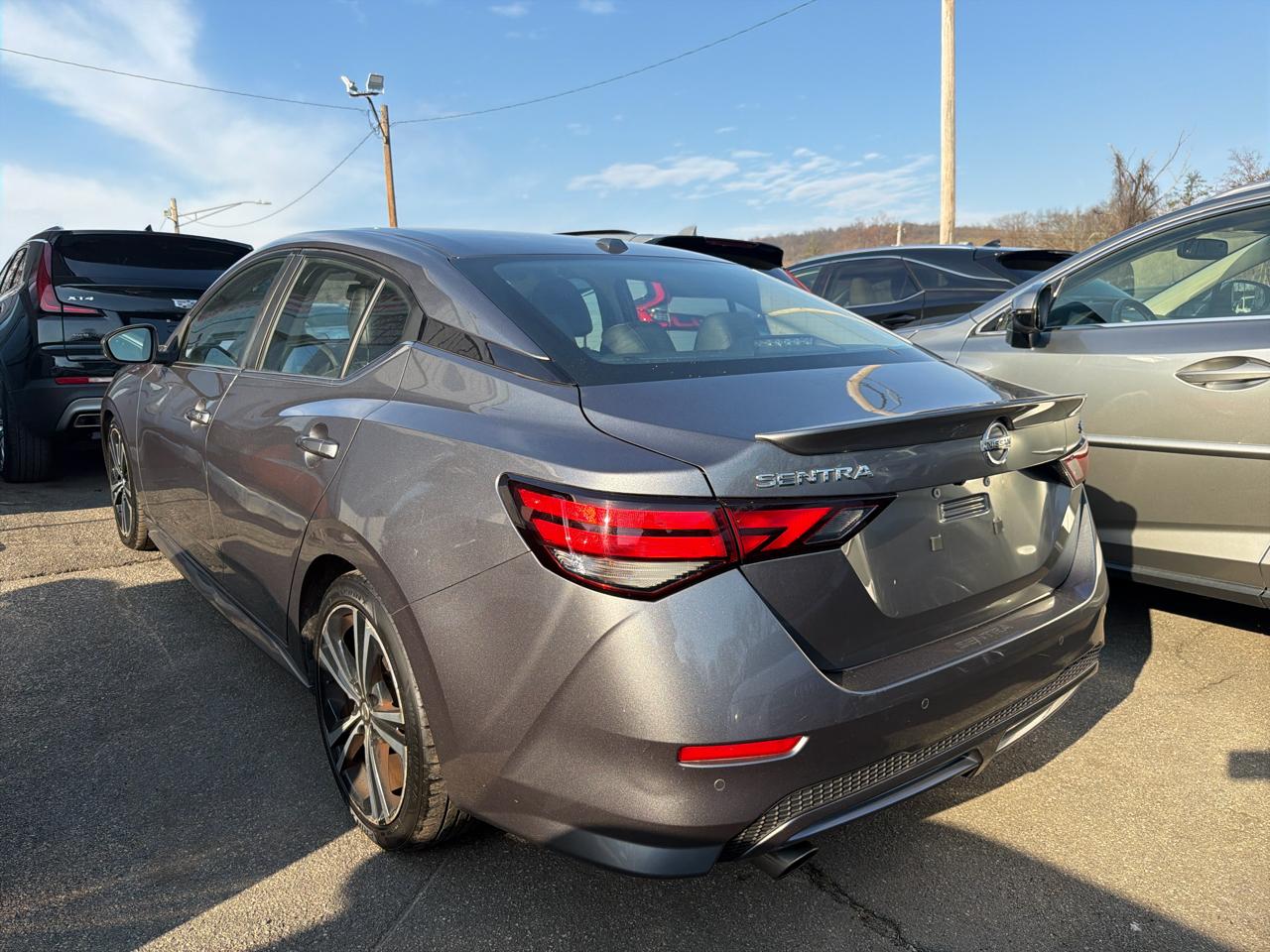 Nissan Sentra SR CVT 2020