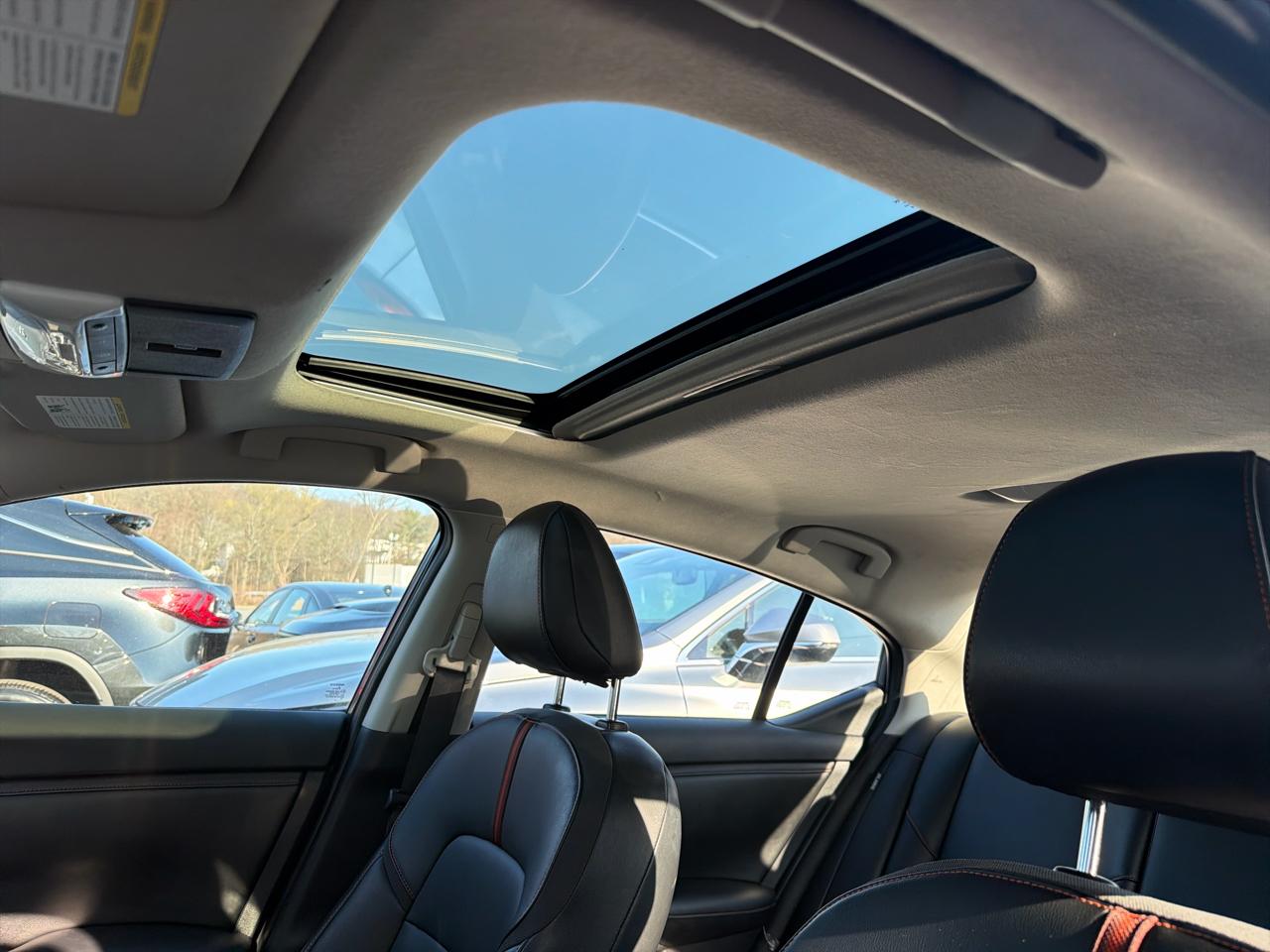 Nissan Sentra SR CVT 2020