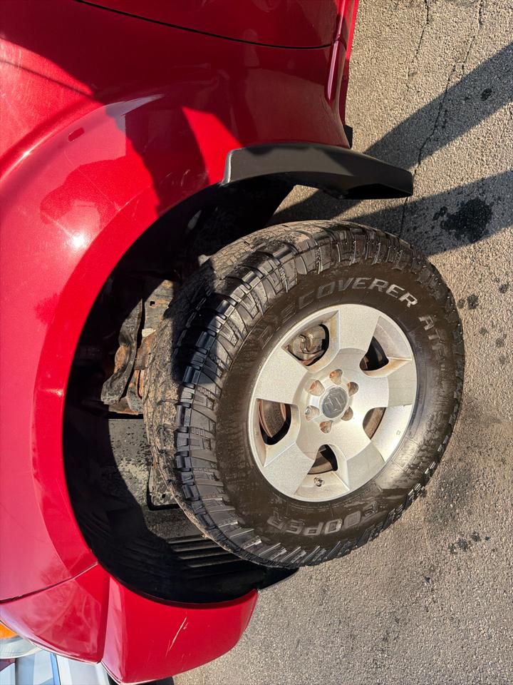 Suzuki Equator 4WD Crew Cab V6 Auto RMZ-4 2012