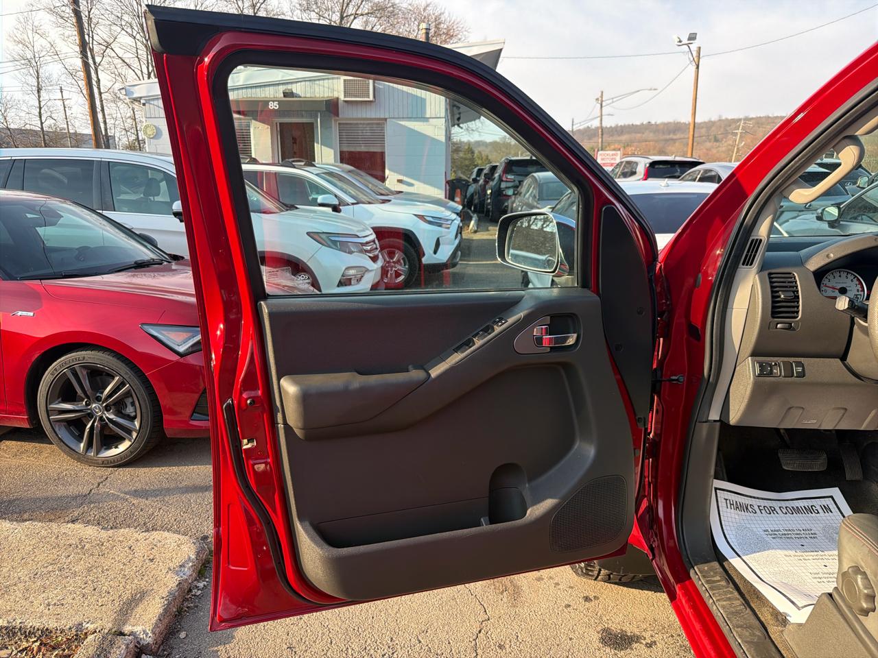 Suzuki Equator 4WD Crew Cab V6 Auto RMZ-4 2012