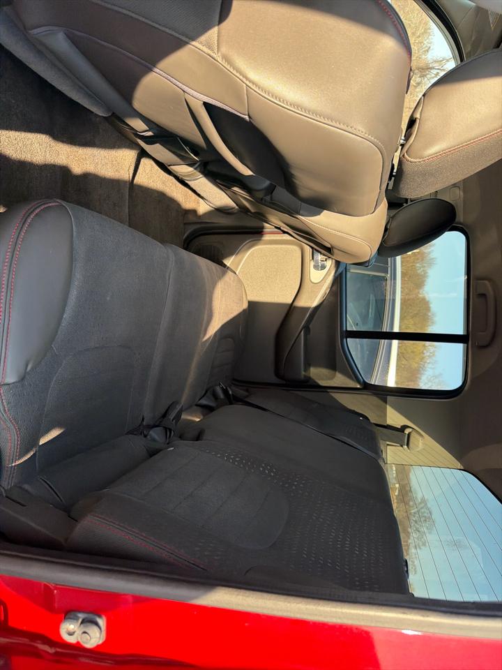 Suzuki Equator 4WD Crew Cab V6 Auto RMZ-4 2012