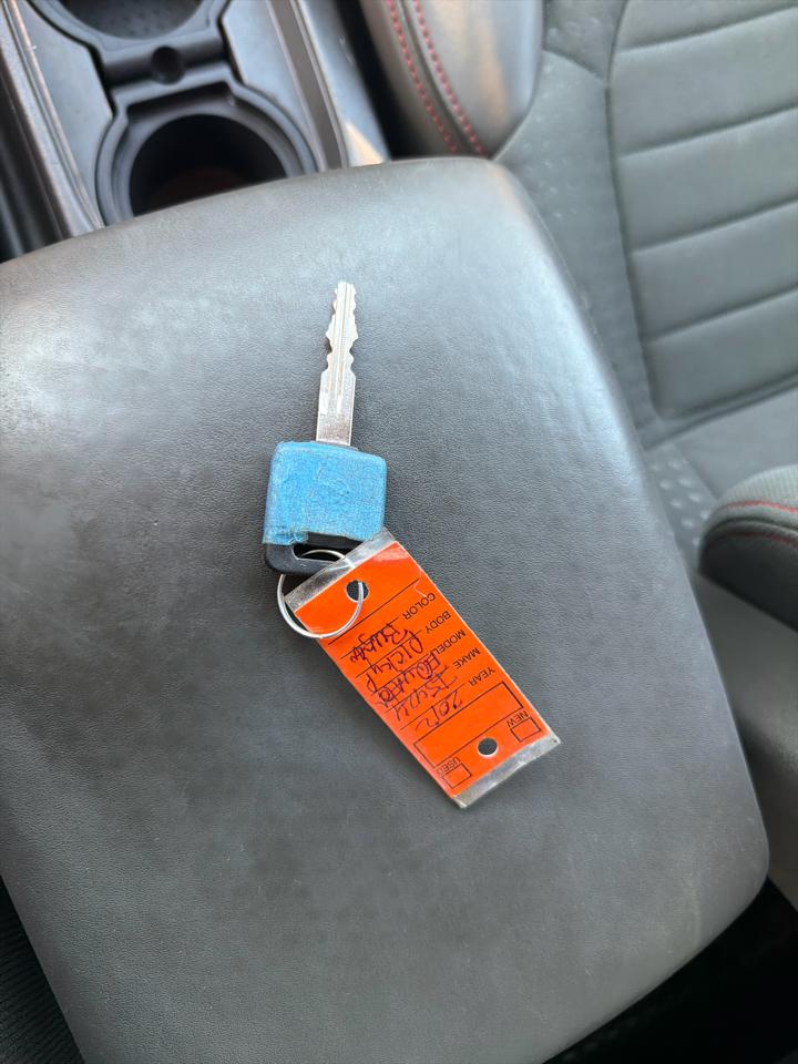 Suzuki Equator 4WD Crew Cab V6 Auto RMZ-4 2012