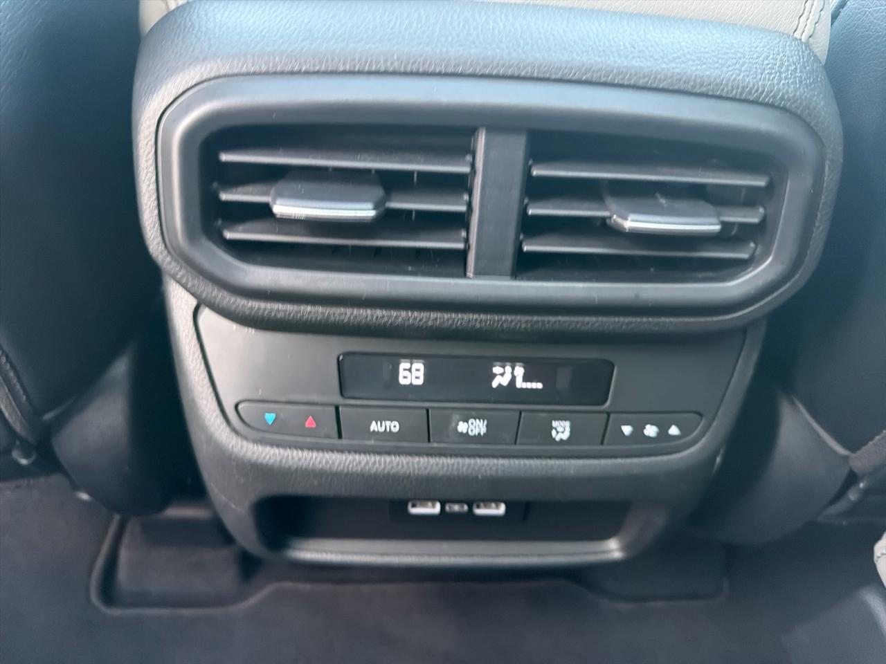 Honda Pilot Touring AWD 2023