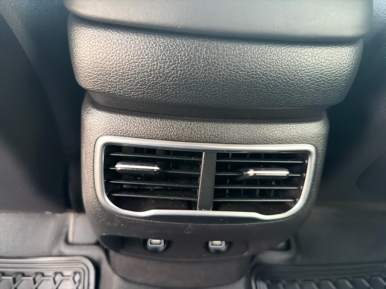 Hyundai Santa Fe SEL AWD 2023