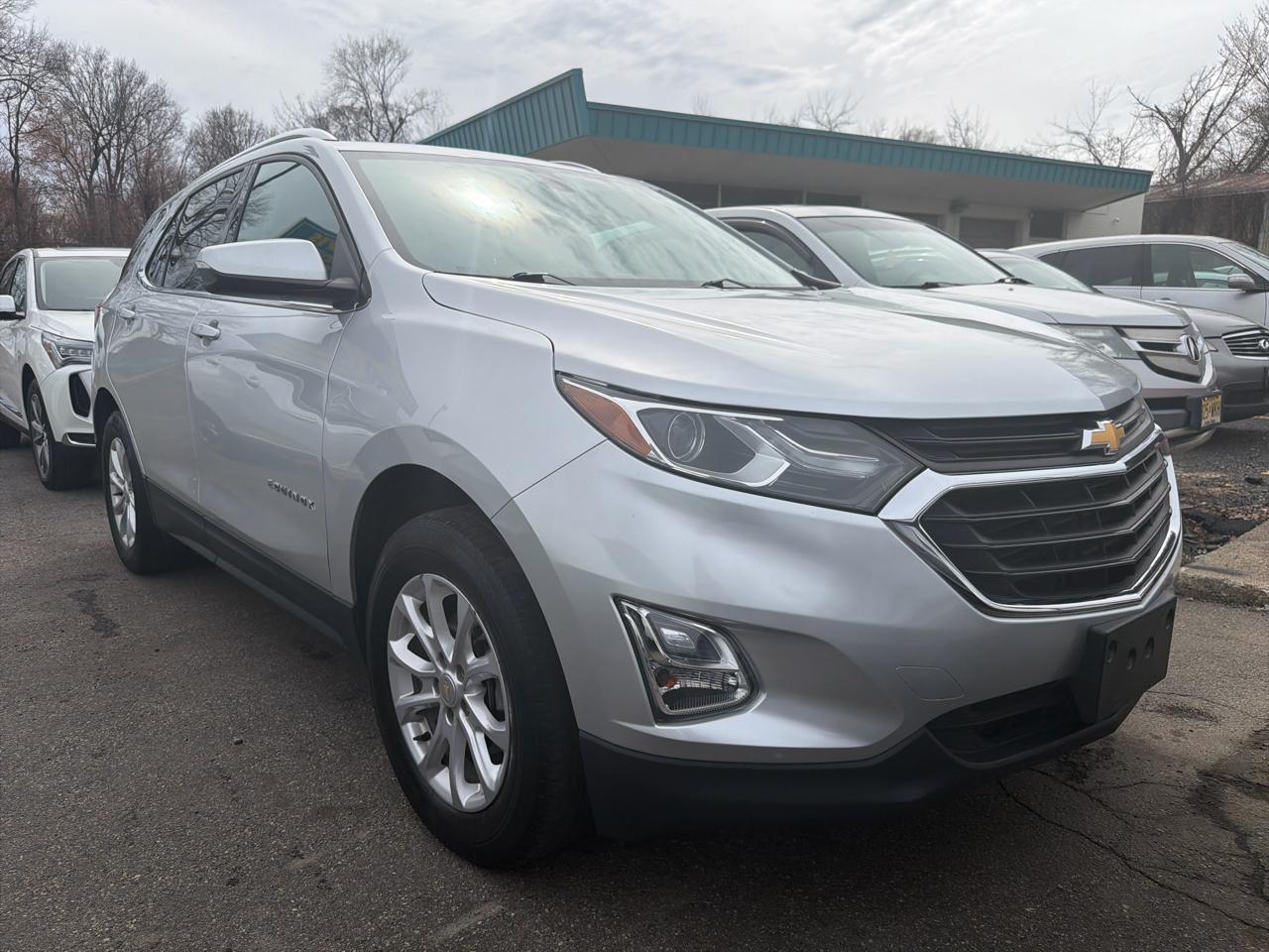 Chevrolet Equinox AWD 4dr LT w/1LT 2019