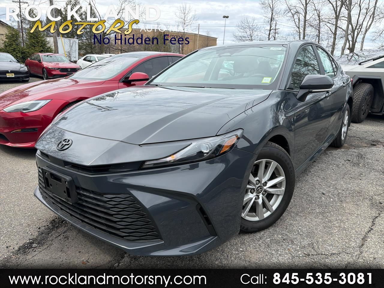 Toyota Camry LE 2025