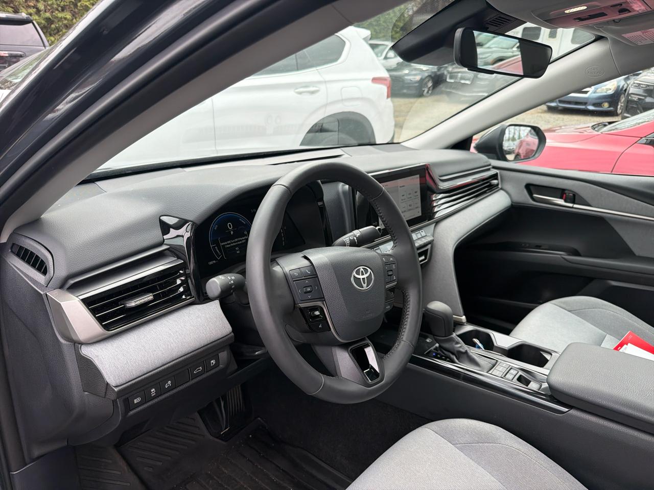 Toyota Camry LE 2025