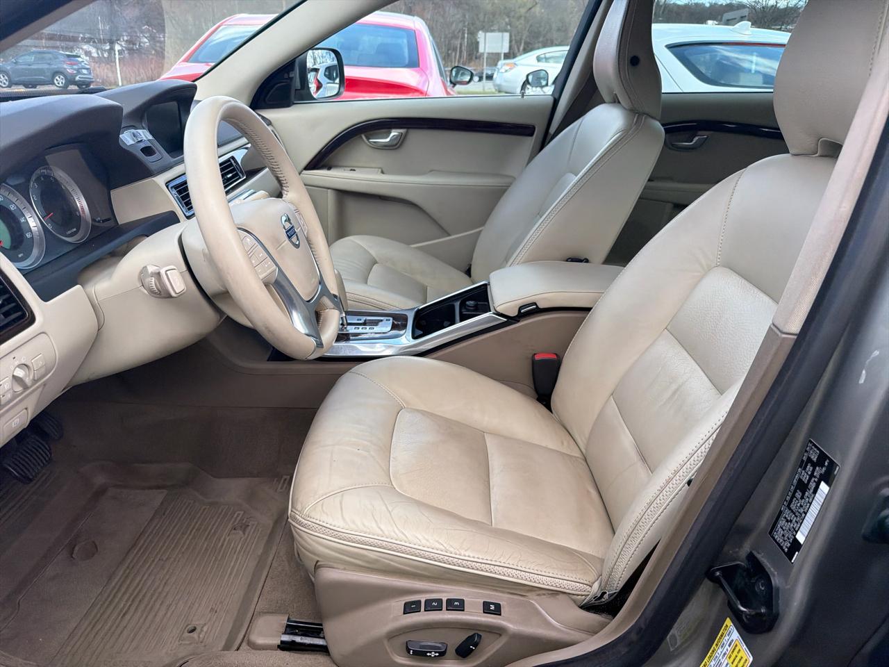 Volvo XC70 AWD 4dr Wgn 3.0L T6 2012