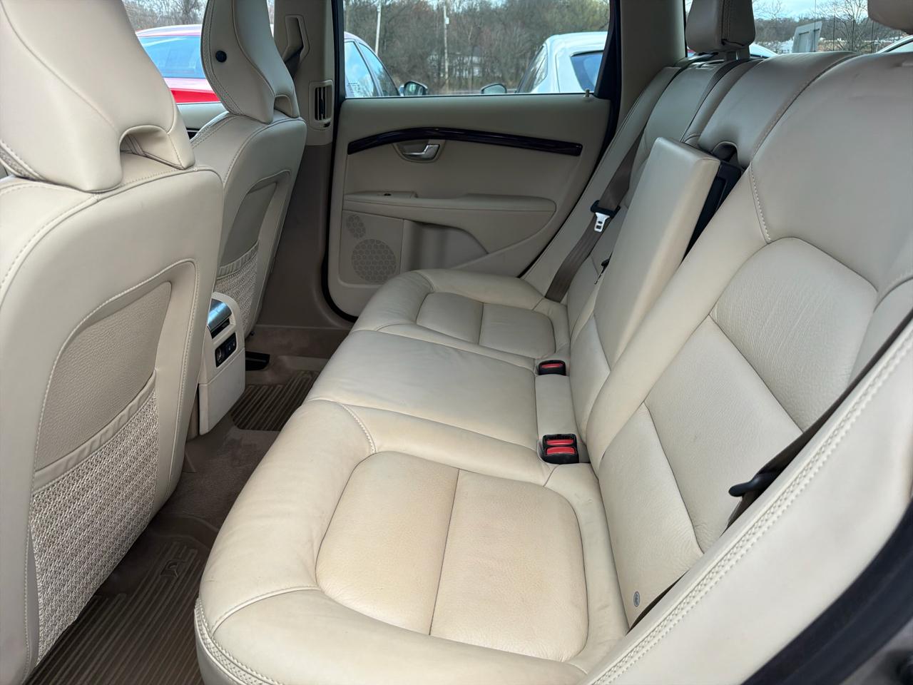 Volvo XC70 AWD 4dr Wgn 3.0L T6 2012