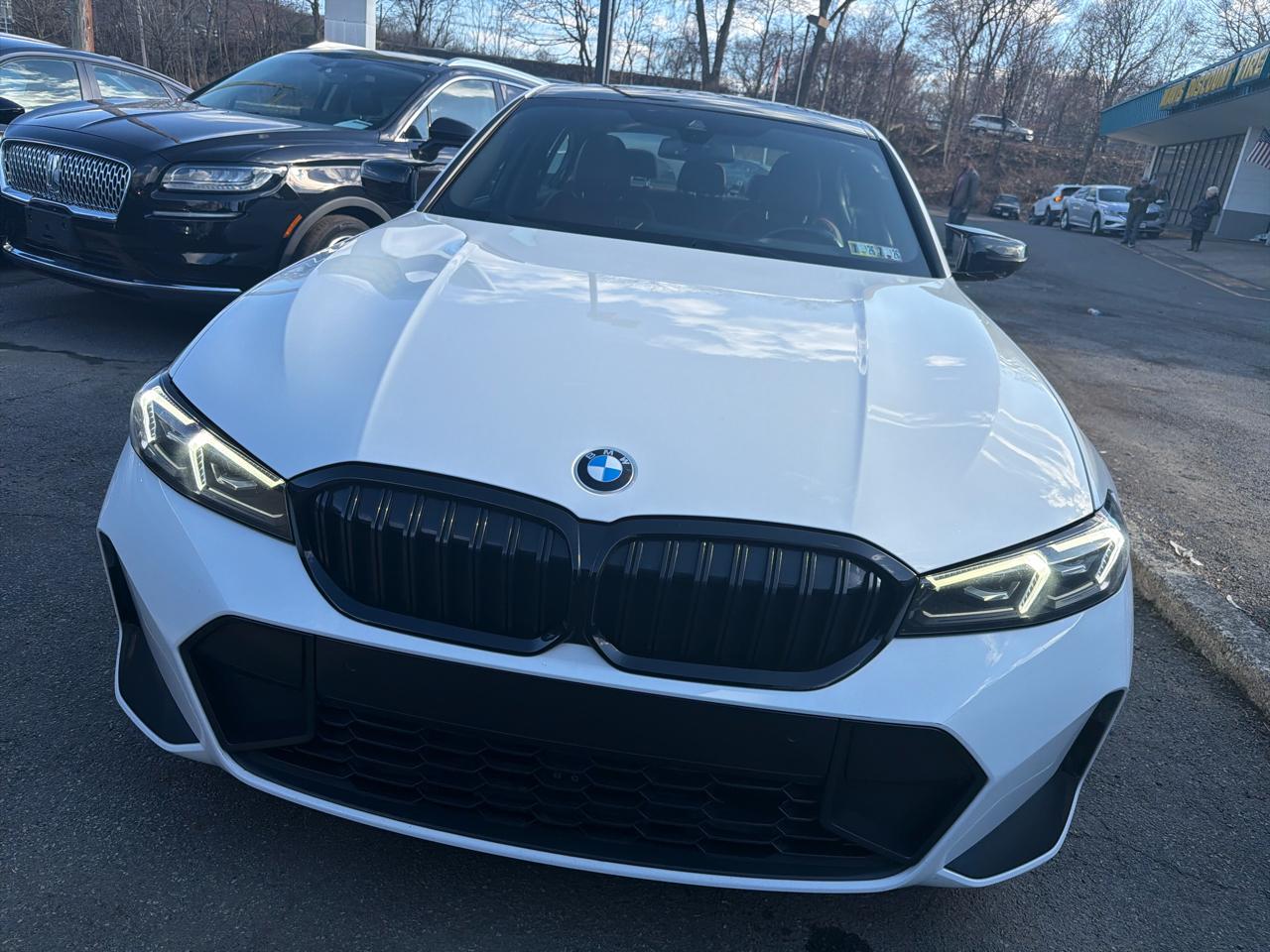 BMW 3 Series 330i xDrive Sedan 2023