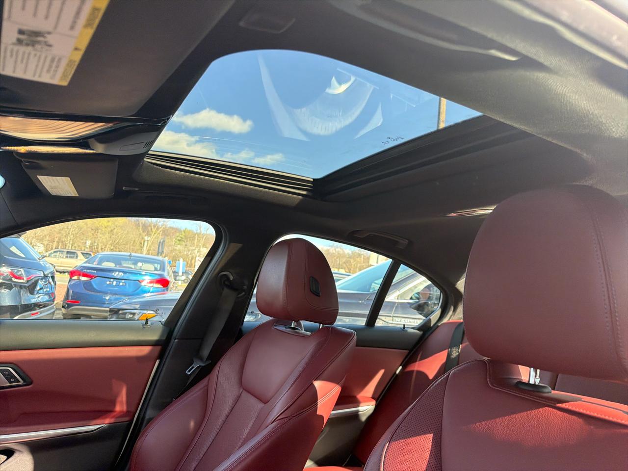 BMW 3 Series 330i xDrive Sedan 2023