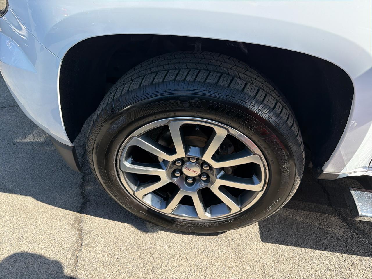 GMC Canyon 4WD Crew Cab 128.3" Denali 2018