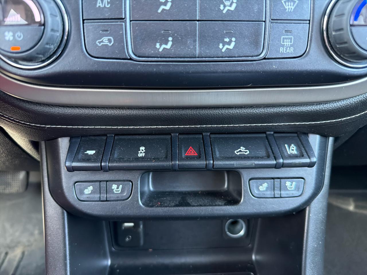 GMC Canyon 4WD Crew Cab 128.3" Denali 2018