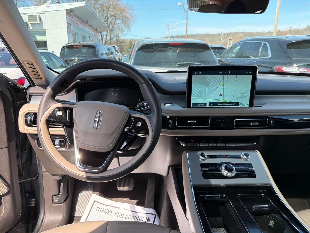 Lincoln Aviator Standard AWD 2023