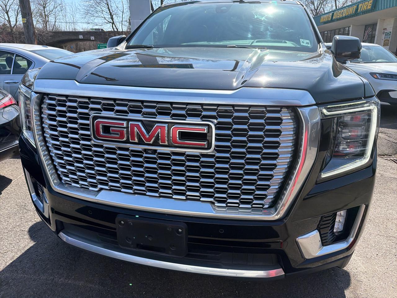 GMC Yukon XL 4WD 4dr Denali 2021