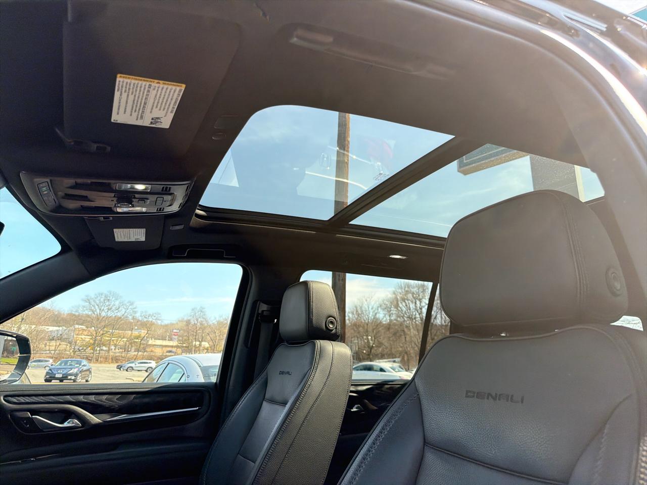 GMC Yukon XL 4WD 4dr Denali 2021