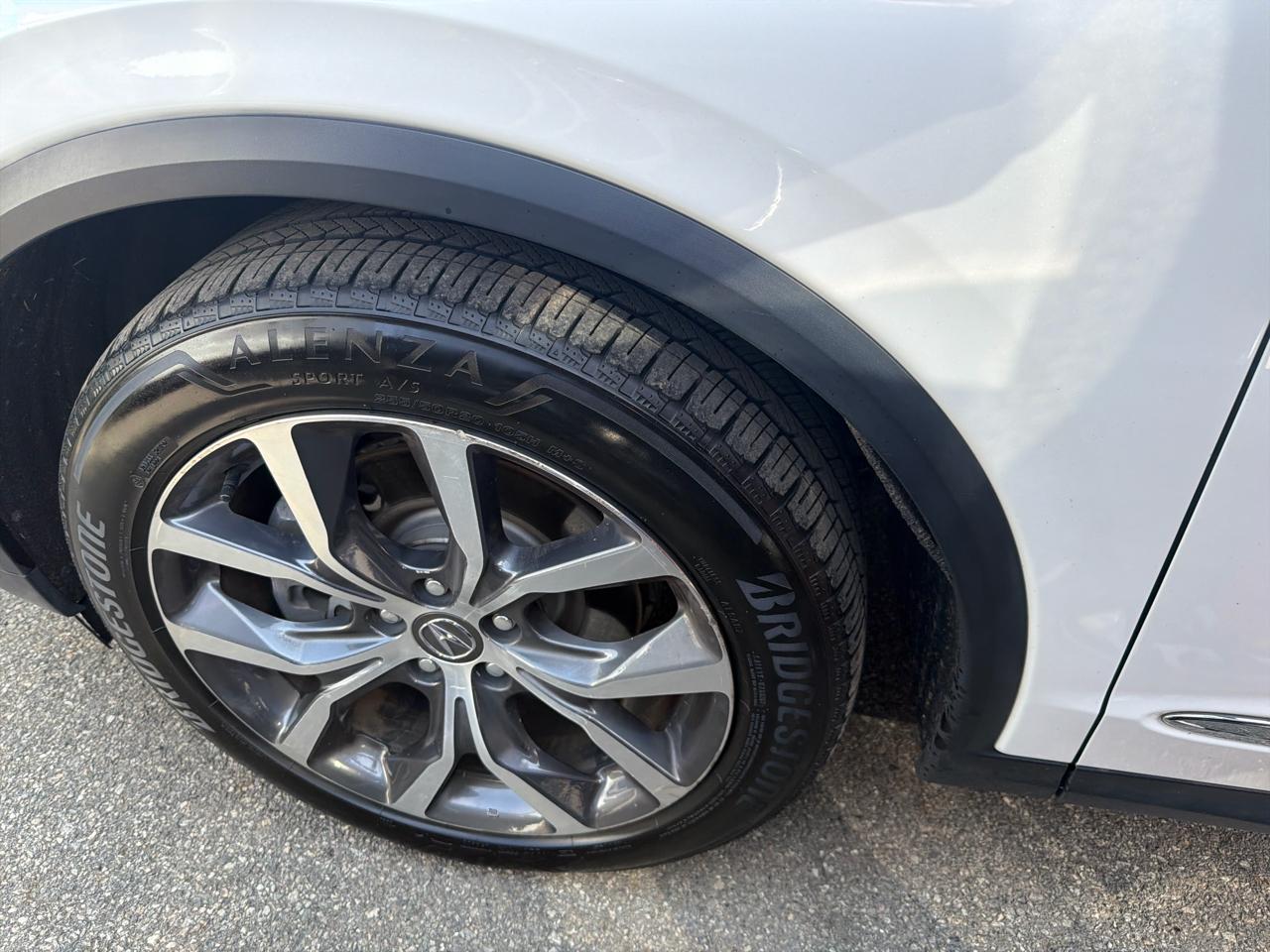 Acura MDX SH-AWD w/Technology Package 2023