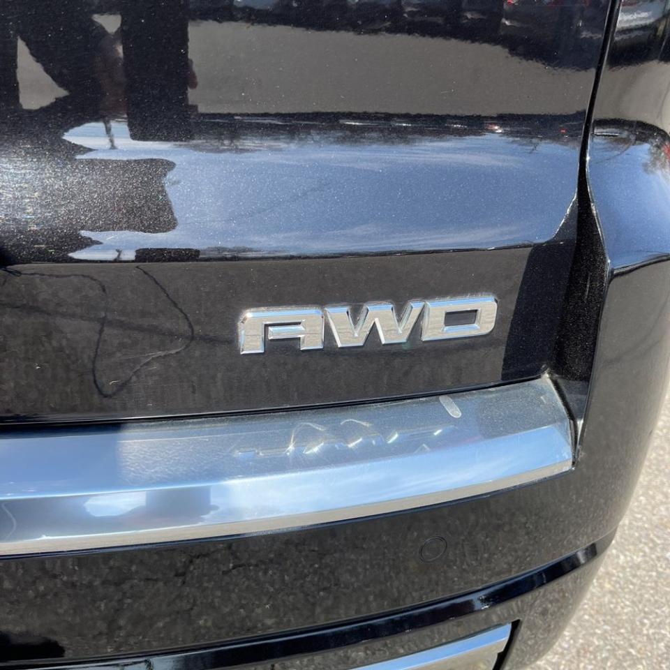 GMC Acadia AWD 4dr Denali 2016