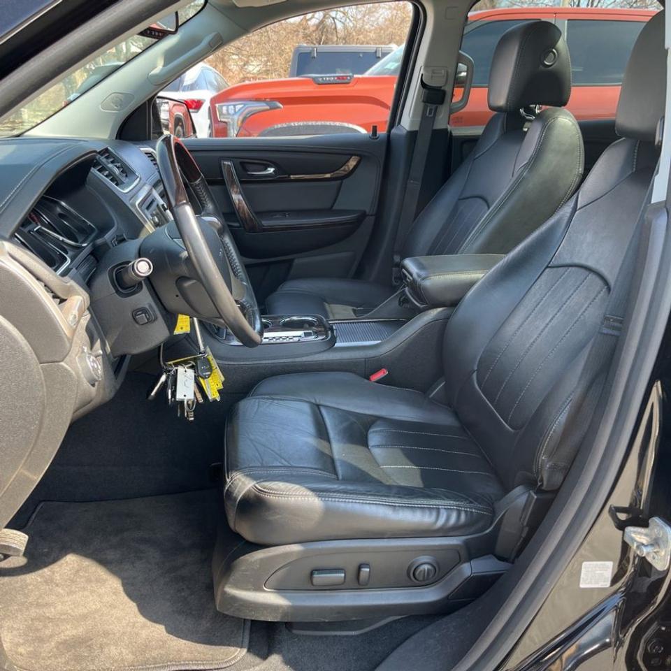 GMC Acadia AWD 4dr Denali 2016