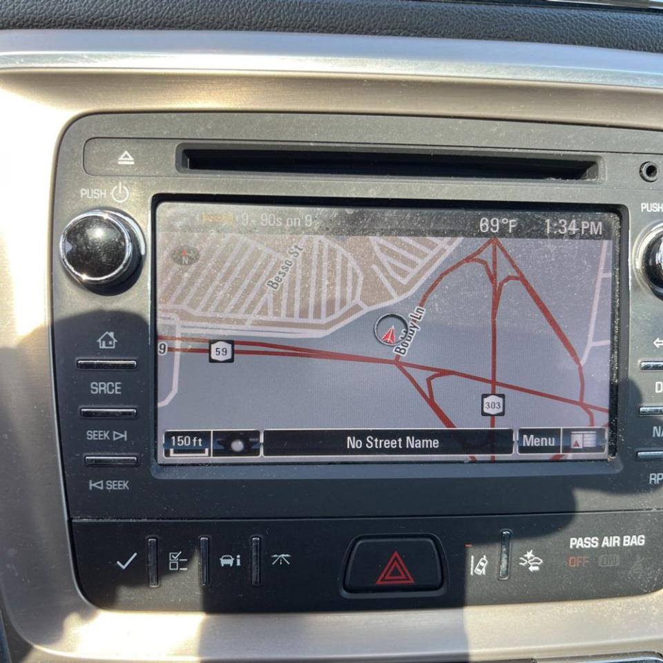 GMC Acadia AWD 4dr Denali 2016