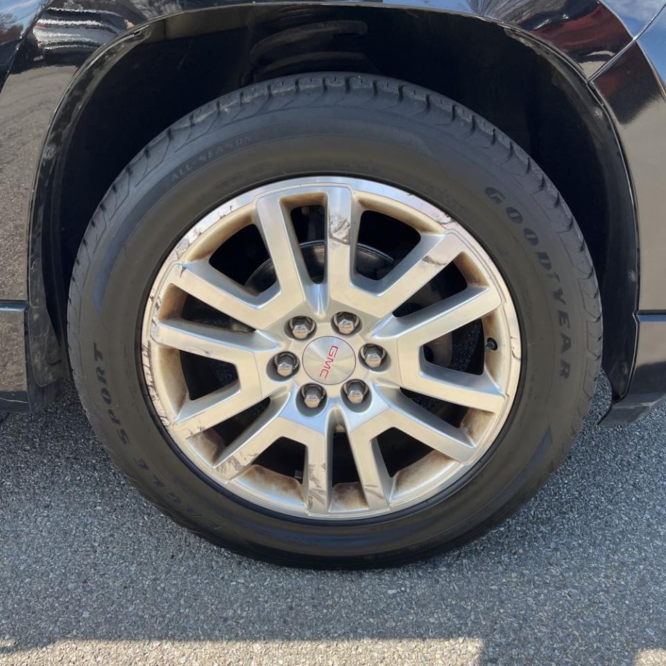 GMC Acadia AWD 4dr Denali 2016