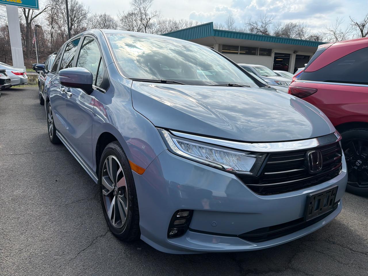 Honda Odyssey Touring Auto 2024