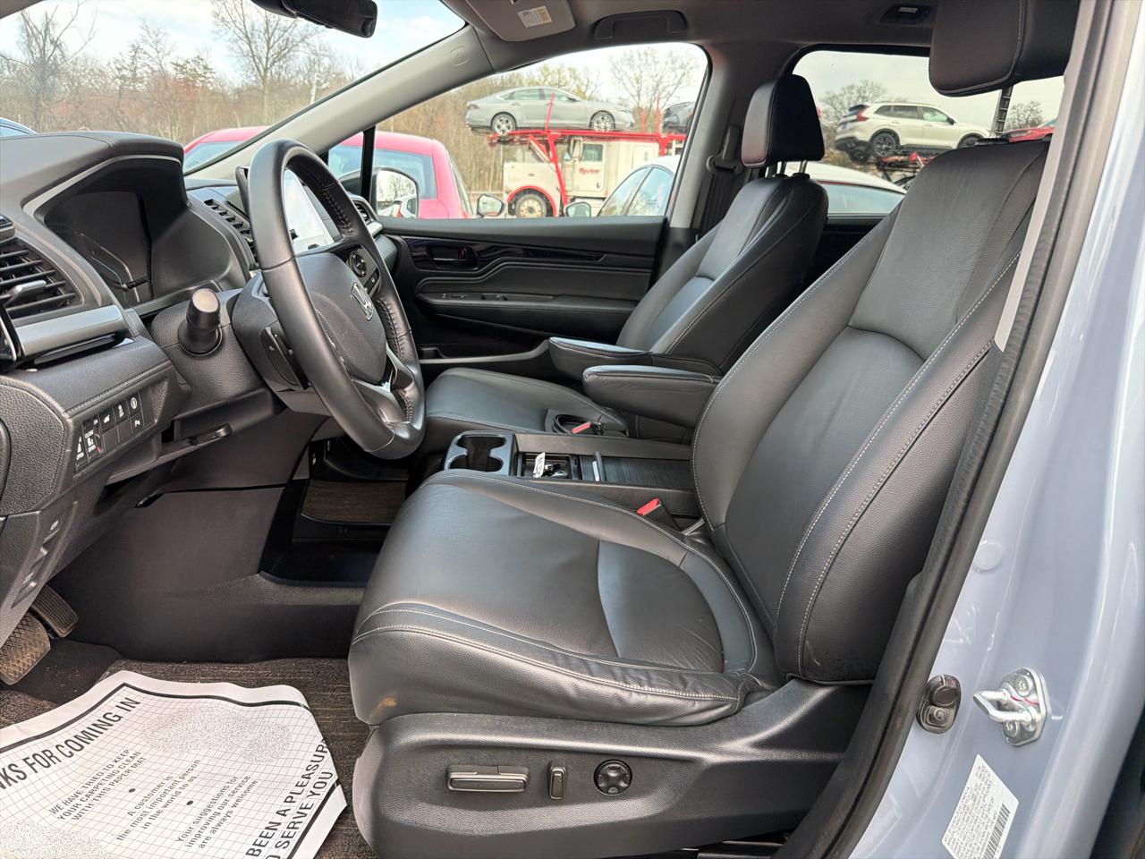 Honda Odyssey Touring Auto 2024