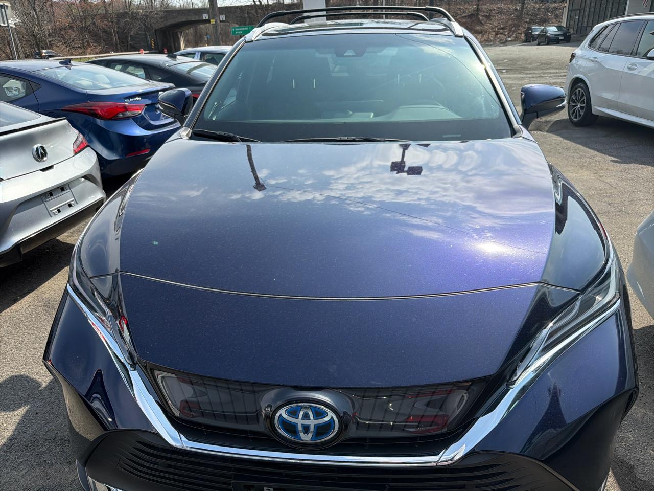 Toyota Venza Nightshade AWD (Natl) 2023