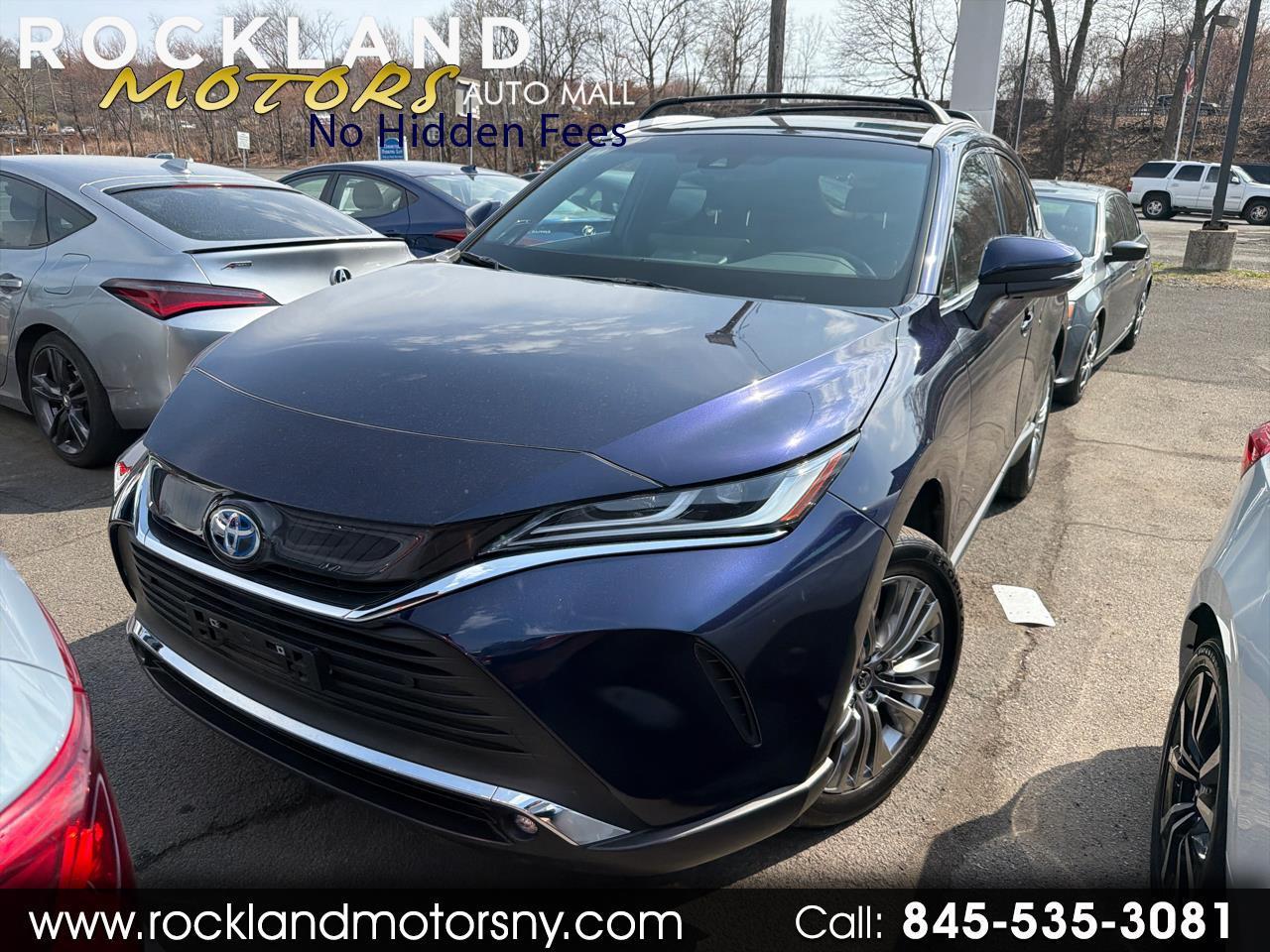 Toyota Venza Nightshade AWD (Natl) 2023