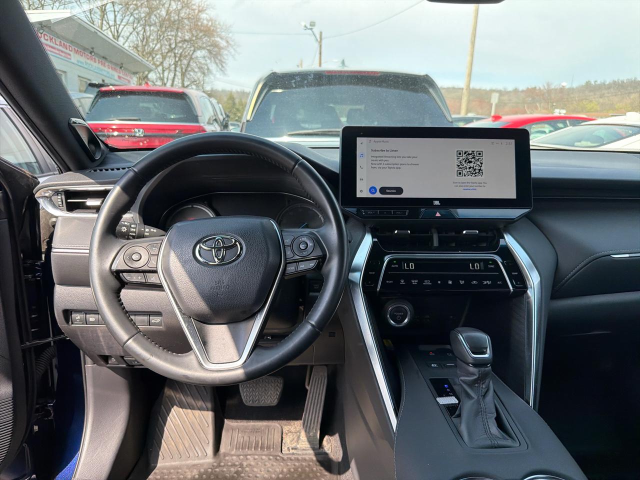 Toyota Venza Nightshade AWD (Natl) 2023