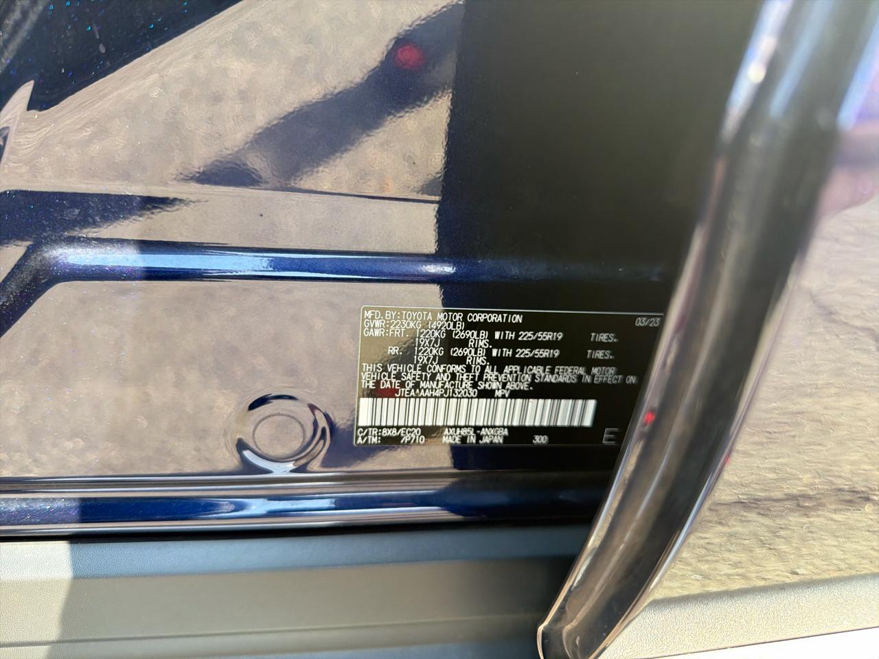 Toyota Venza Nightshade AWD (Natl) 2023