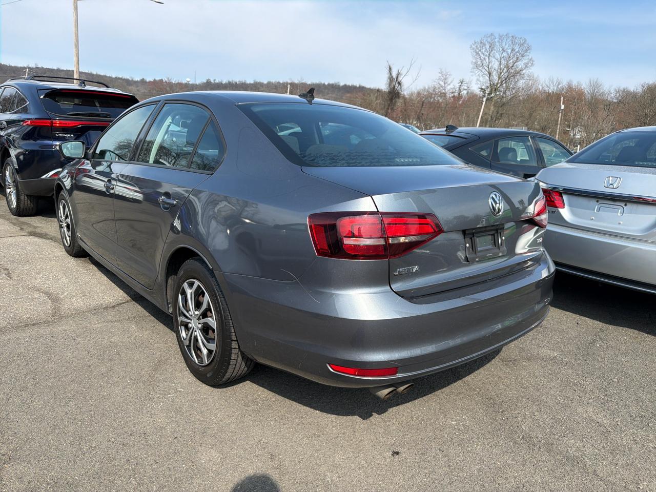 Volkswagen Jetta Sedan 4dr Auto 1.4T S 2016
