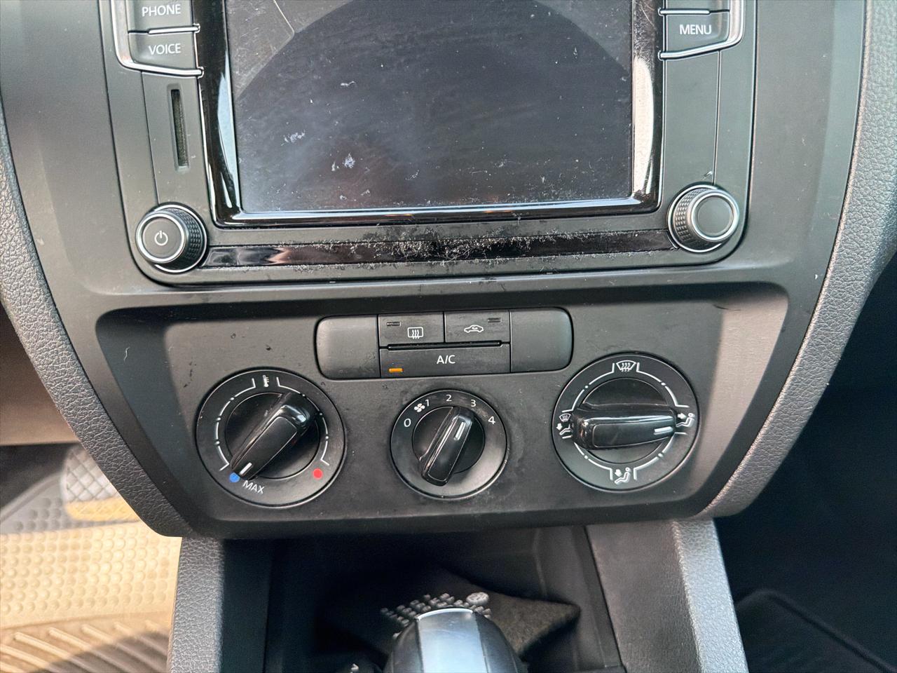 Volkswagen Jetta Sedan 4dr Auto 1.4T S 2016