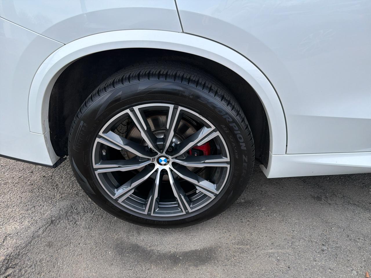 BMW X5 xDrive40i Sports Activity Vehicle 2024