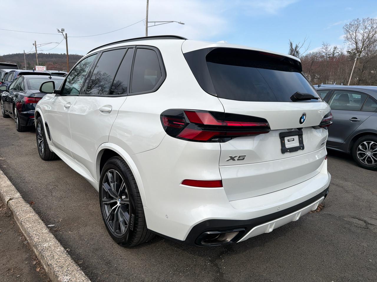BMW X5 xDrive40i Sports Activity Vehicle 2024