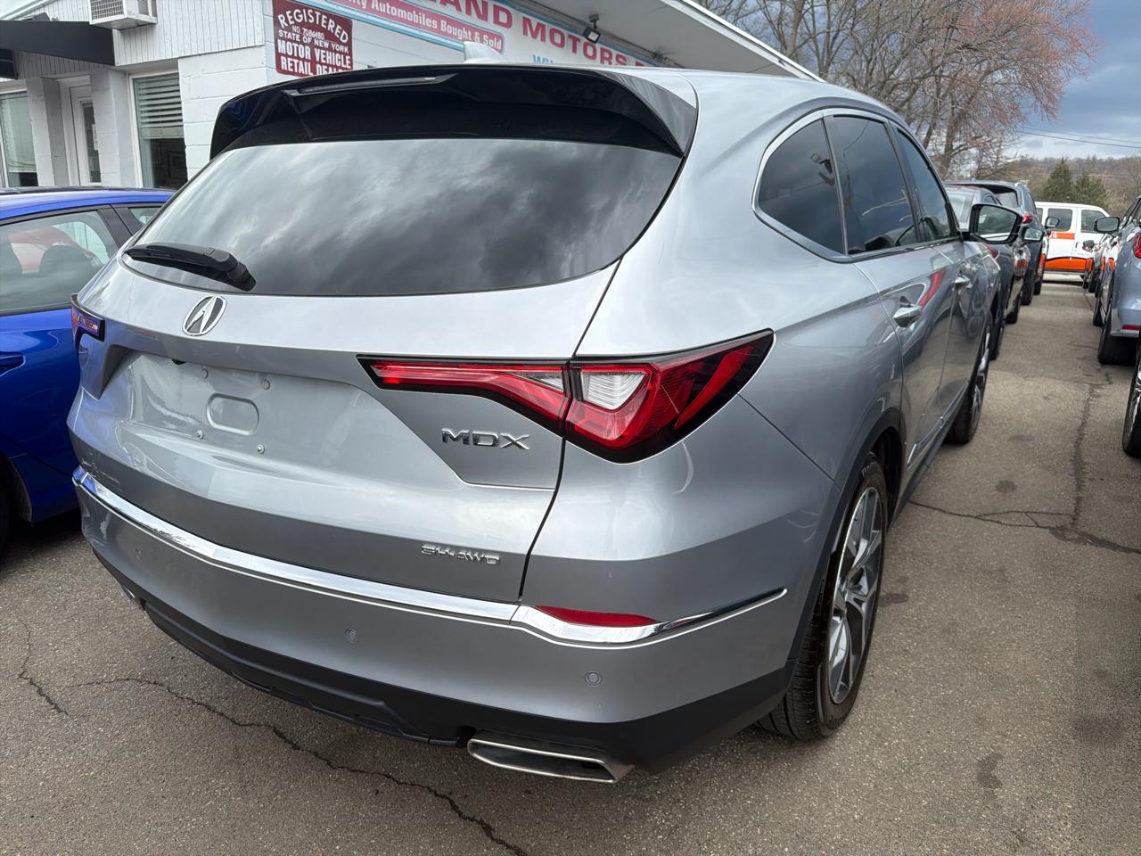 Acura MDX SH-AWD w/Technology Package 2023