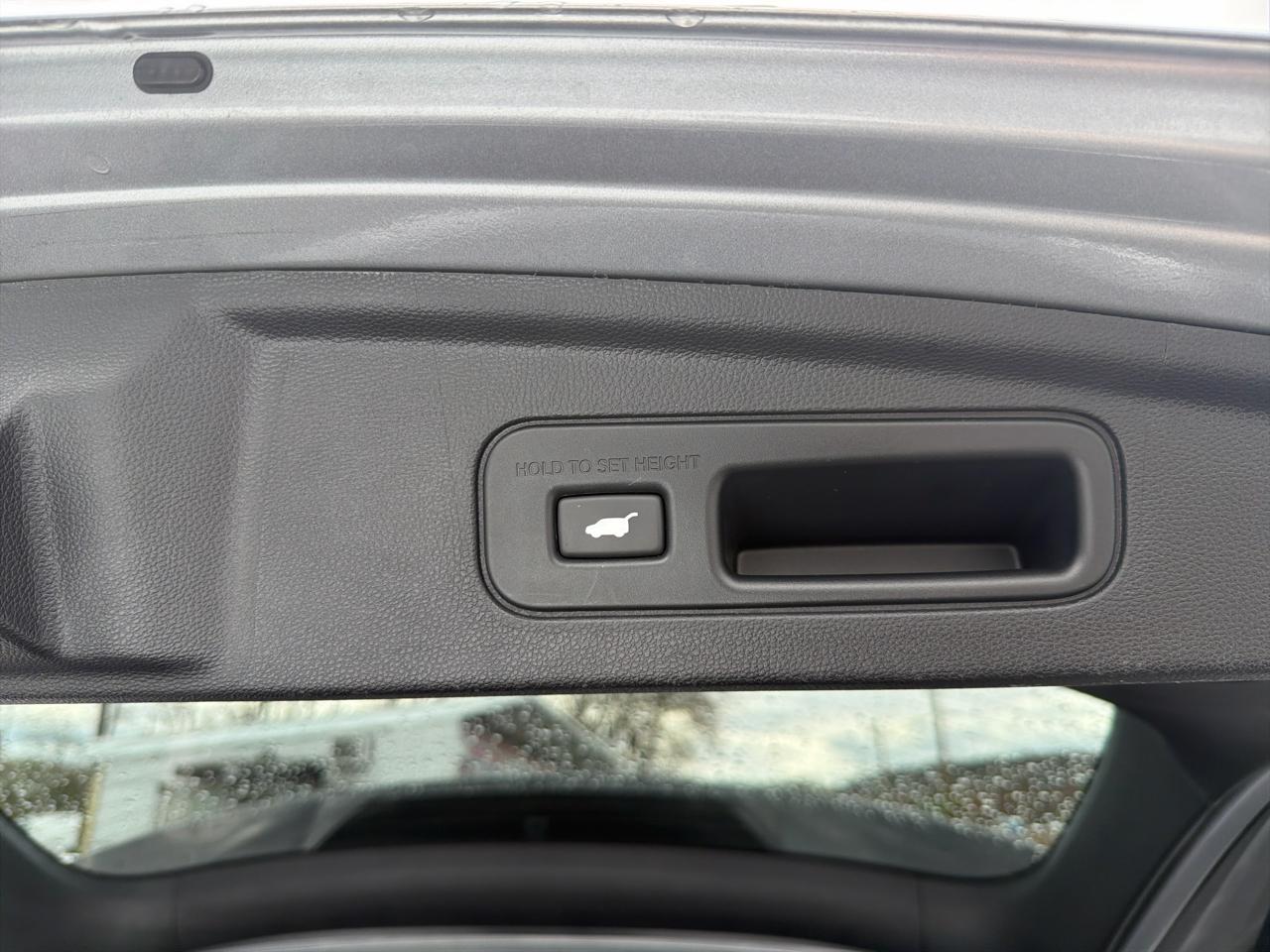 Acura MDX SH-AWD 2023