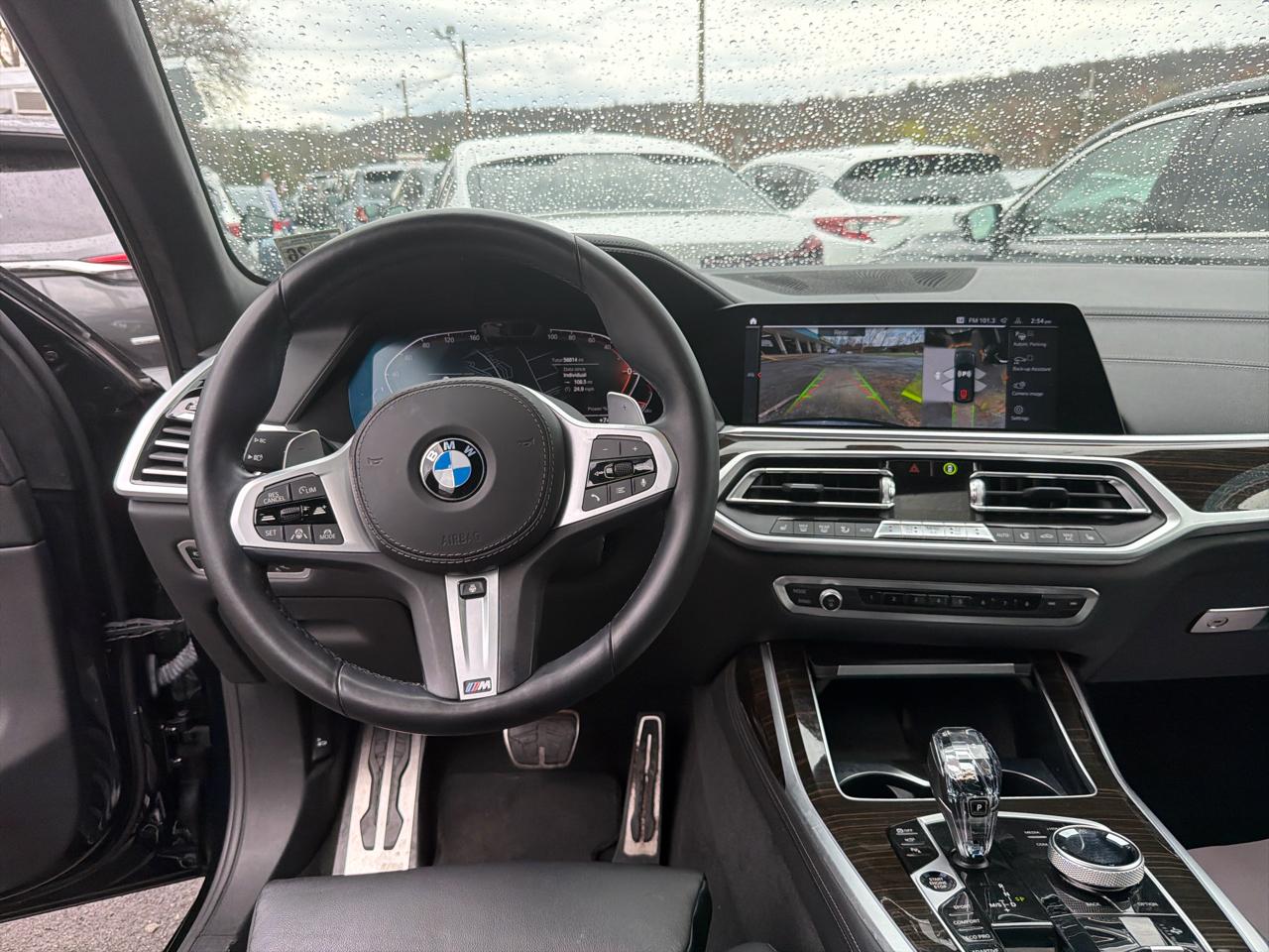 BMW X7  2021