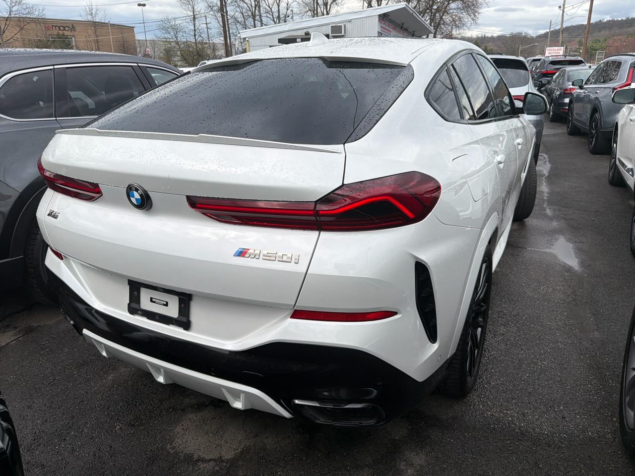 BMW X6 M50i Sports Activity Coupe 2023