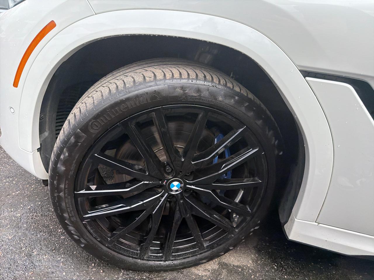 BMW X6 M50i Sports Activity Coupe 2023