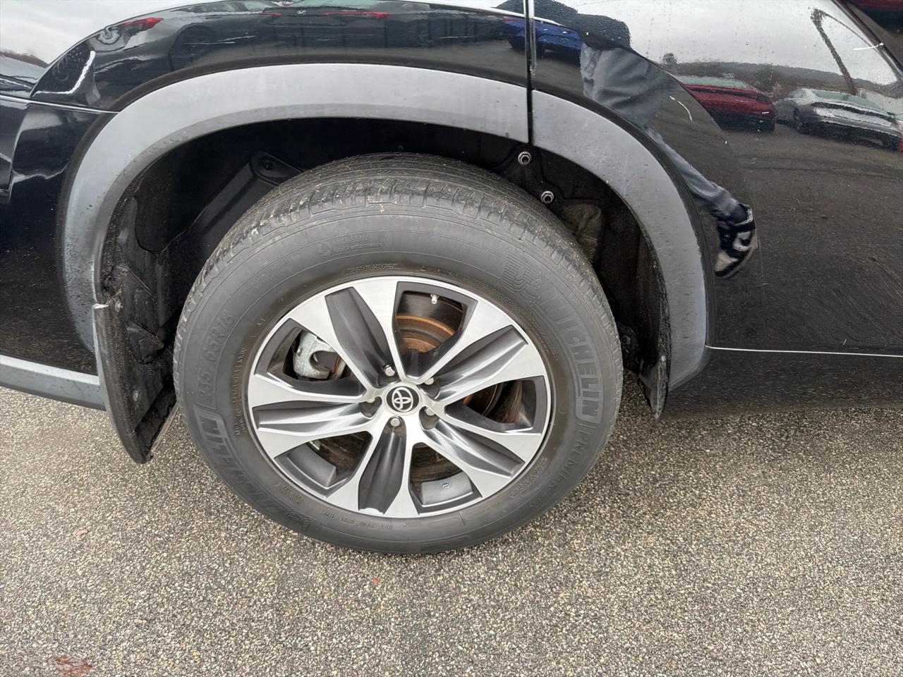 Toyota Highlander XLE AWD (Natl) 2022