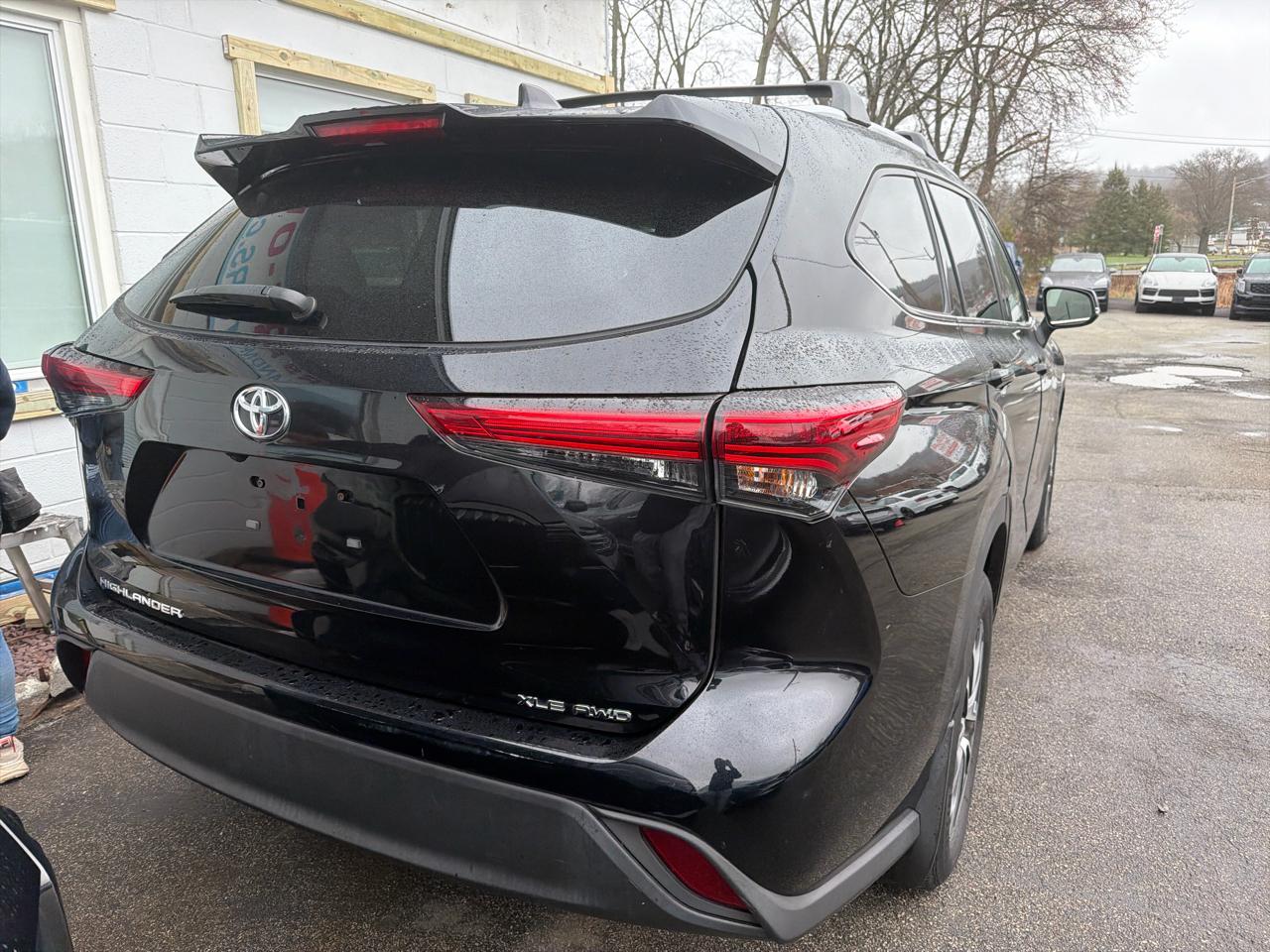 Toyota Highlander XLE AWD (Natl) 2022