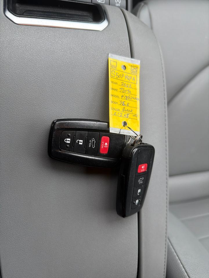 Toyota Highlander XLE AWD (Natl) 2022