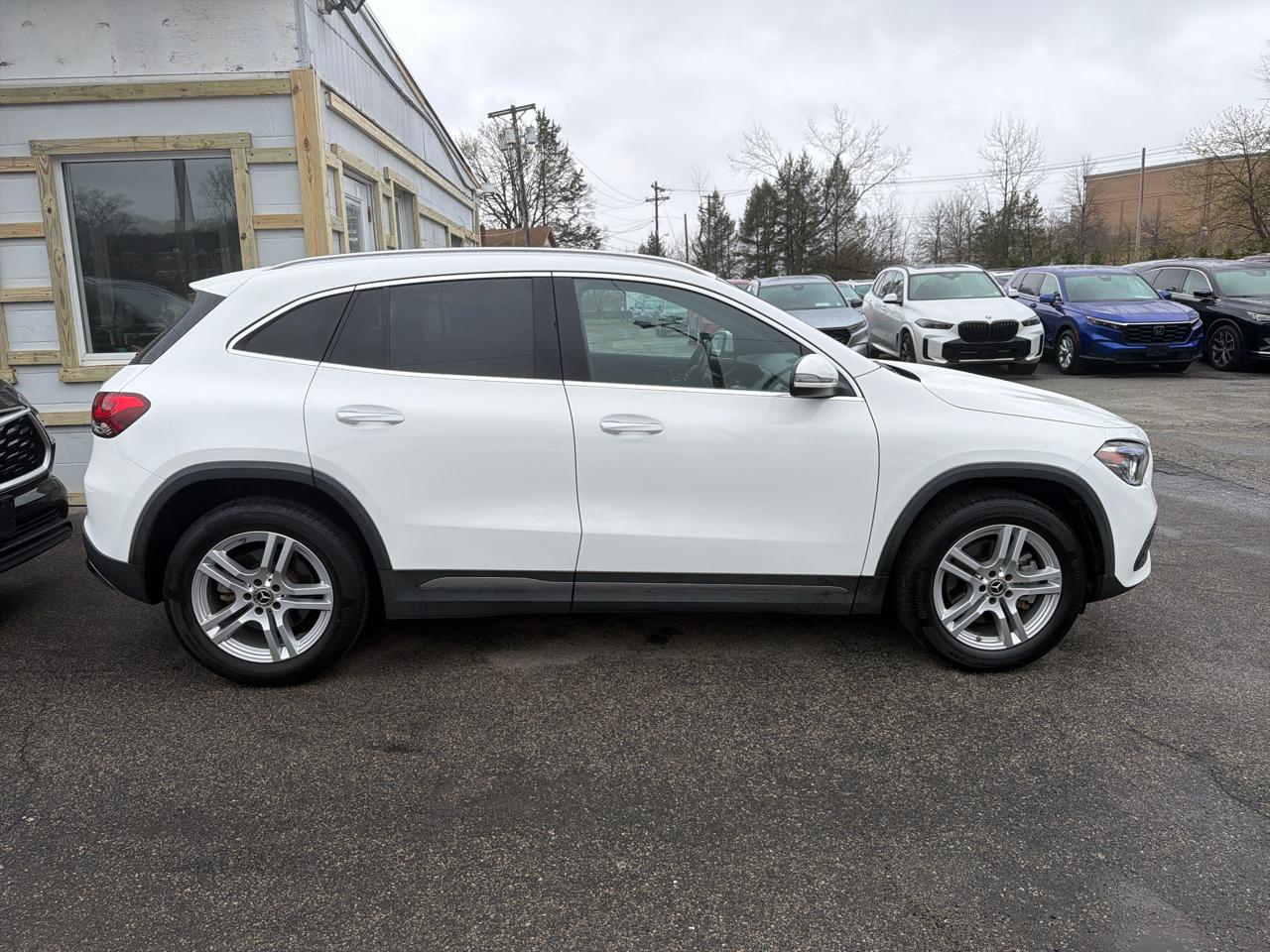 Mercedes-Benz GLA GLA 250 4MATIC SUV 2023