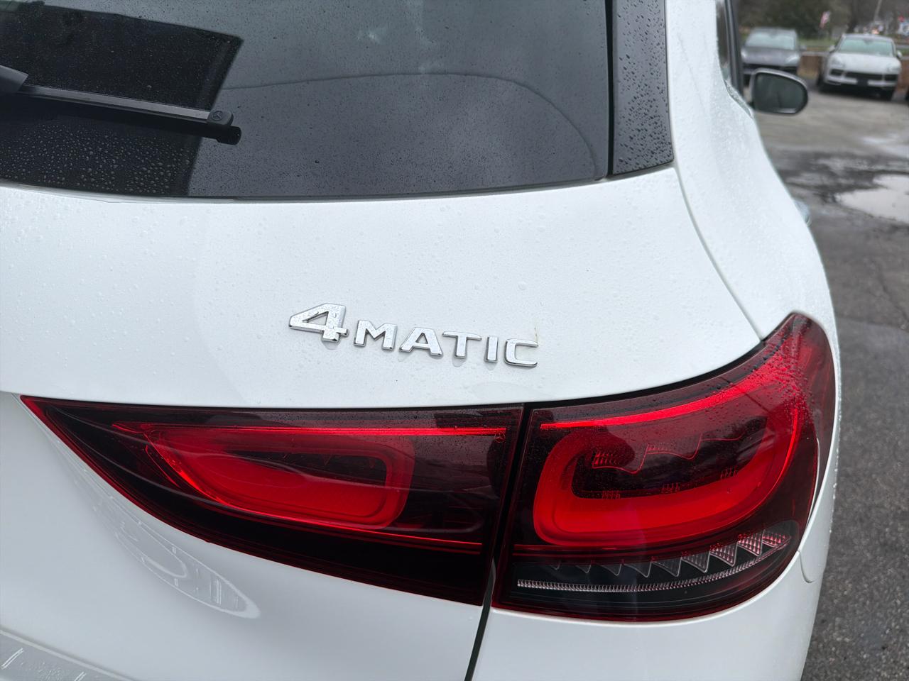 Mercedes-Benz GLA GLA 250 4MATIC SUV 2023