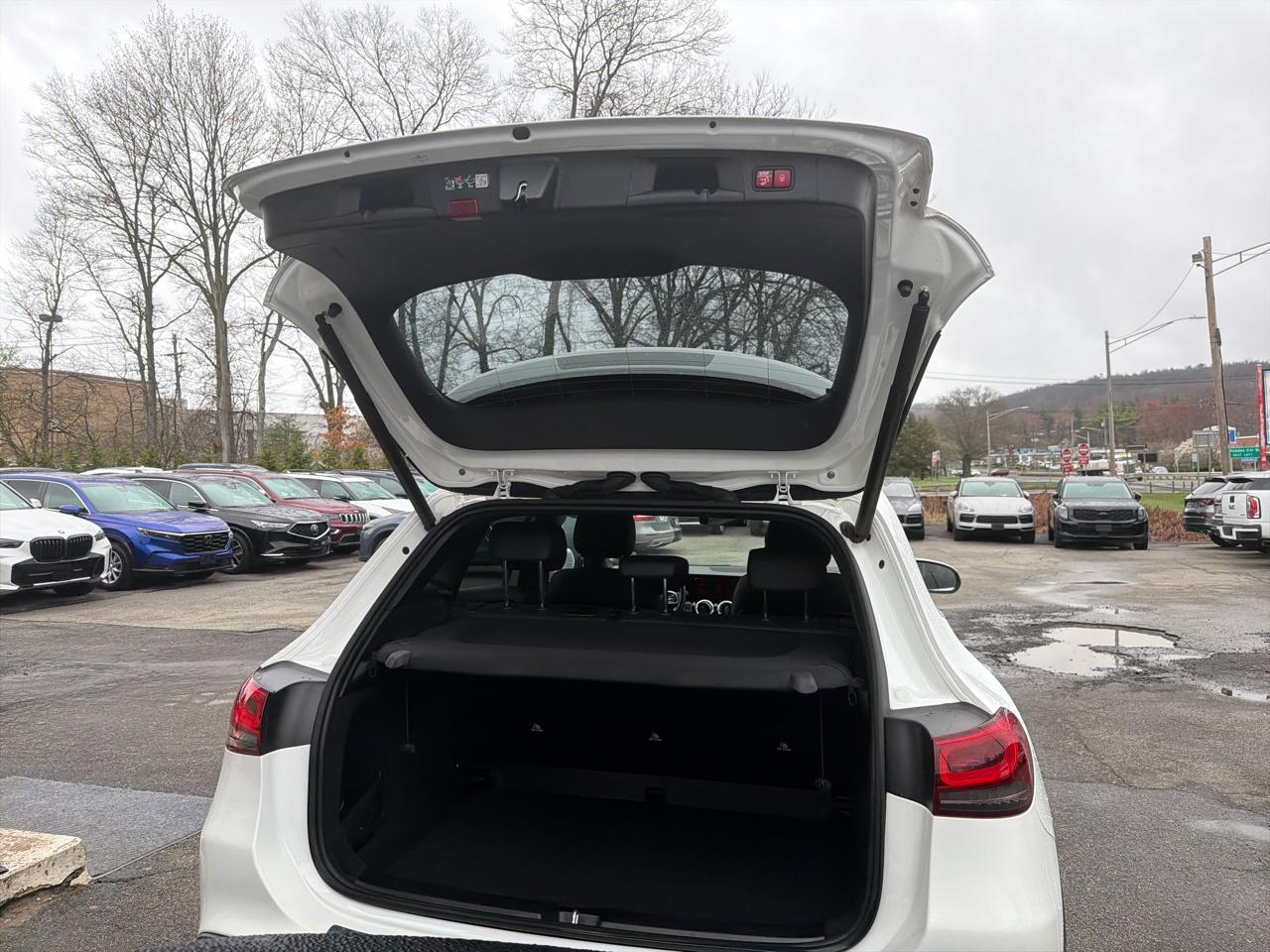 Mercedes-Benz GLA GLA 250 4MATIC SUV 2023