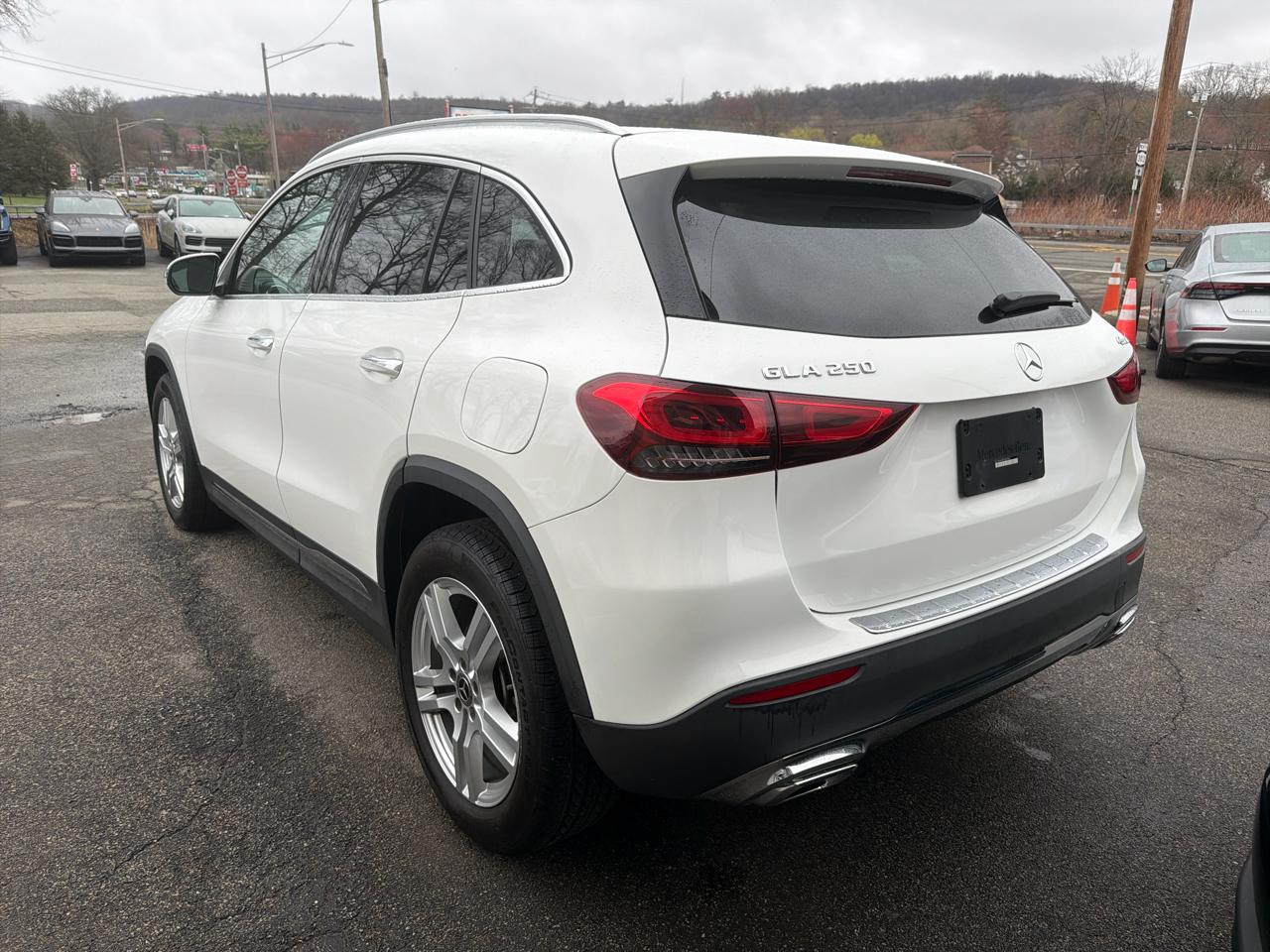 Mercedes-Benz GLA GLA 250 4MATIC SUV 2023