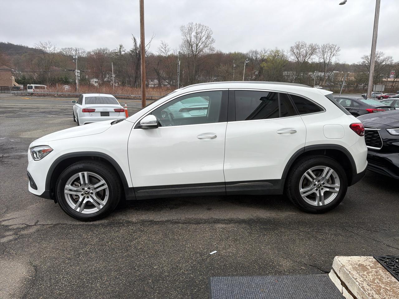 Mercedes-Benz GLA GLA 250 4MATIC SUV 2023