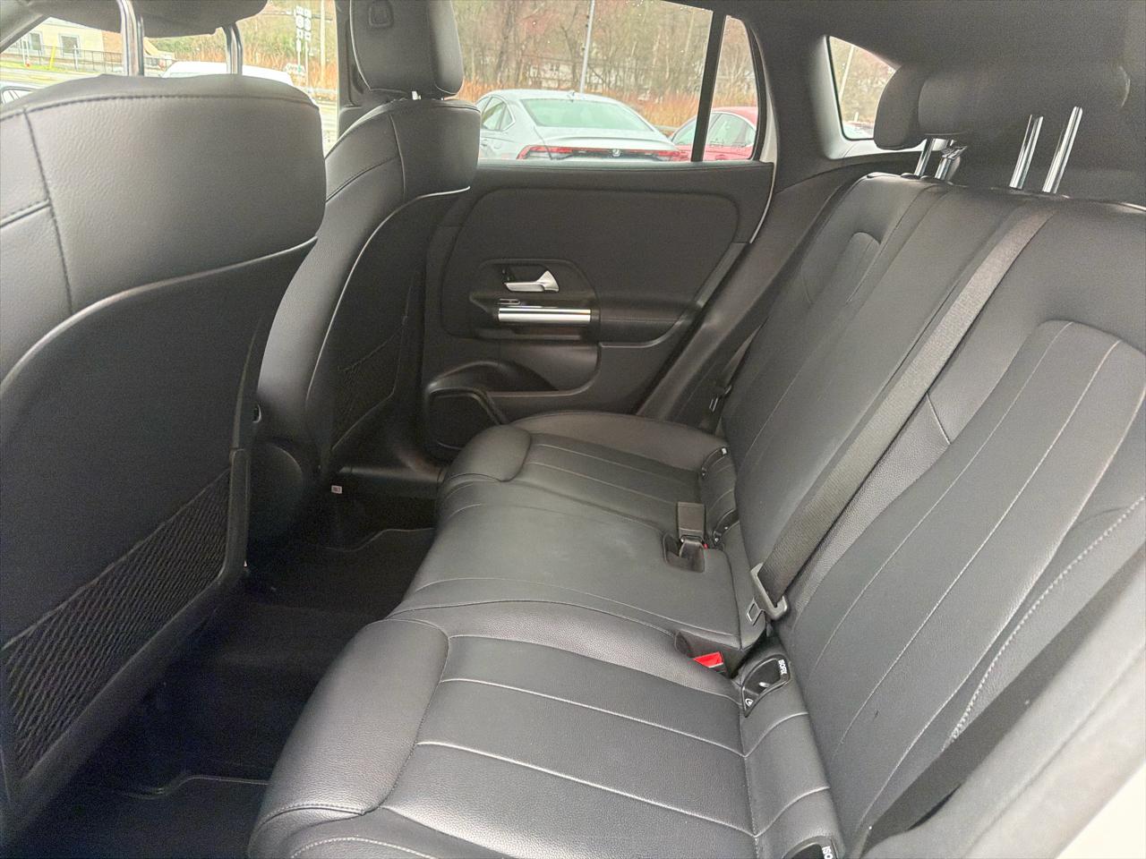 Mercedes-Benz GLA GLA 250 4MATIC SUV 2023