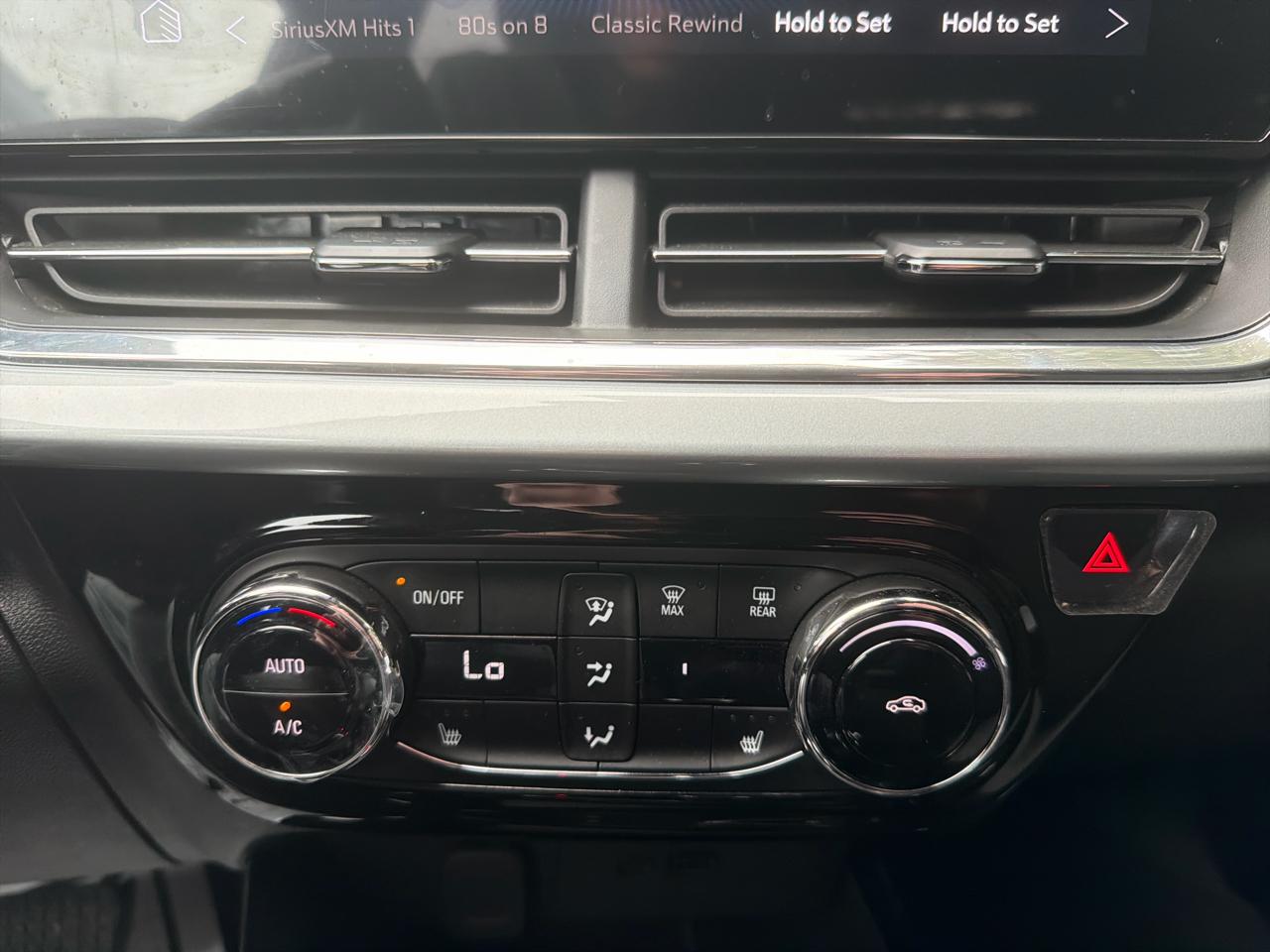 Chevrolet Trax FWD 4dr LT 2025